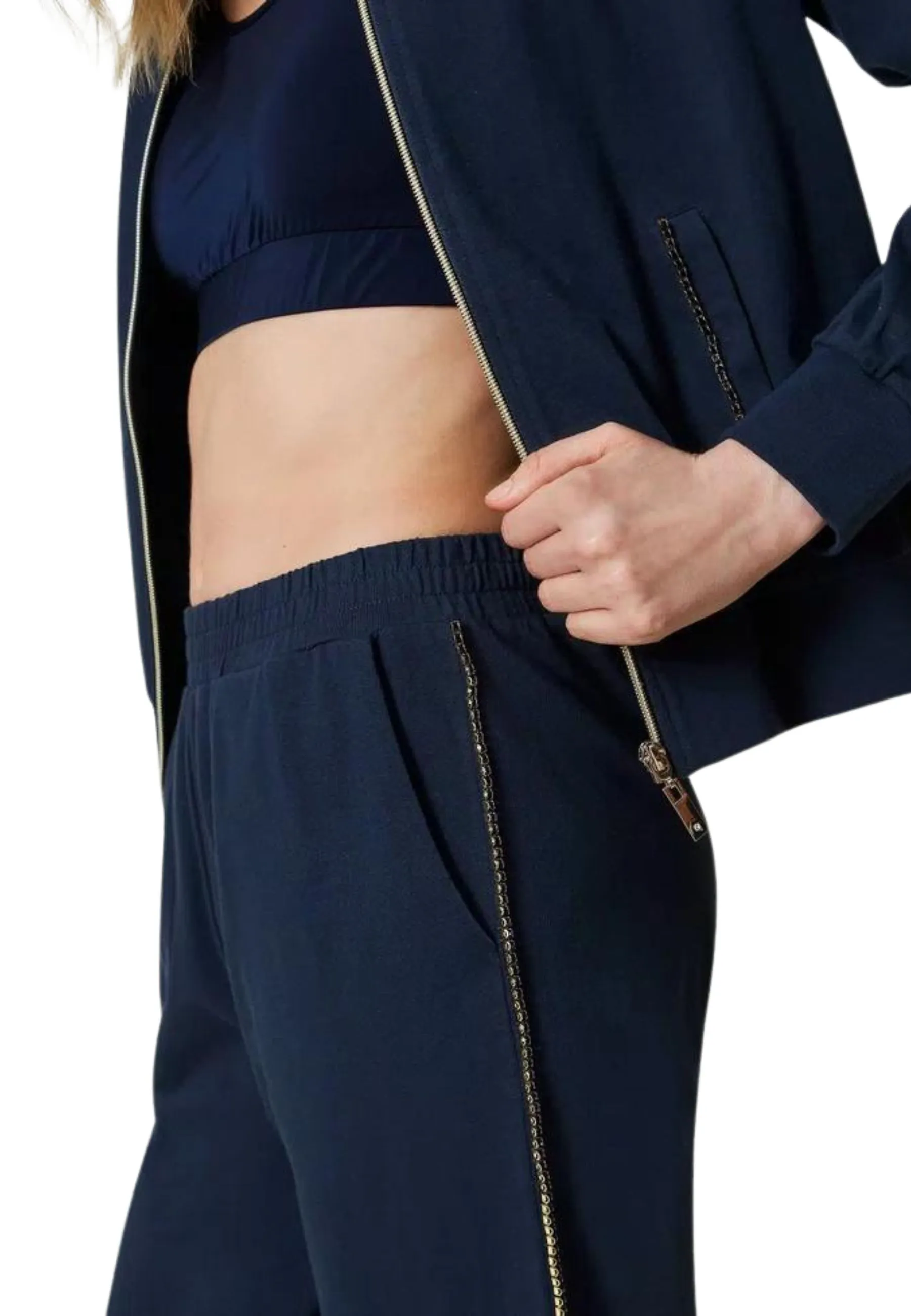Felpa e joggers con strass