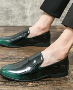 Luxury Designer Trend Nero Verde Lucido Pelle Verniciata Scarpe da Sposa Uomo Casual Mocassini Business Abito Formale Fo