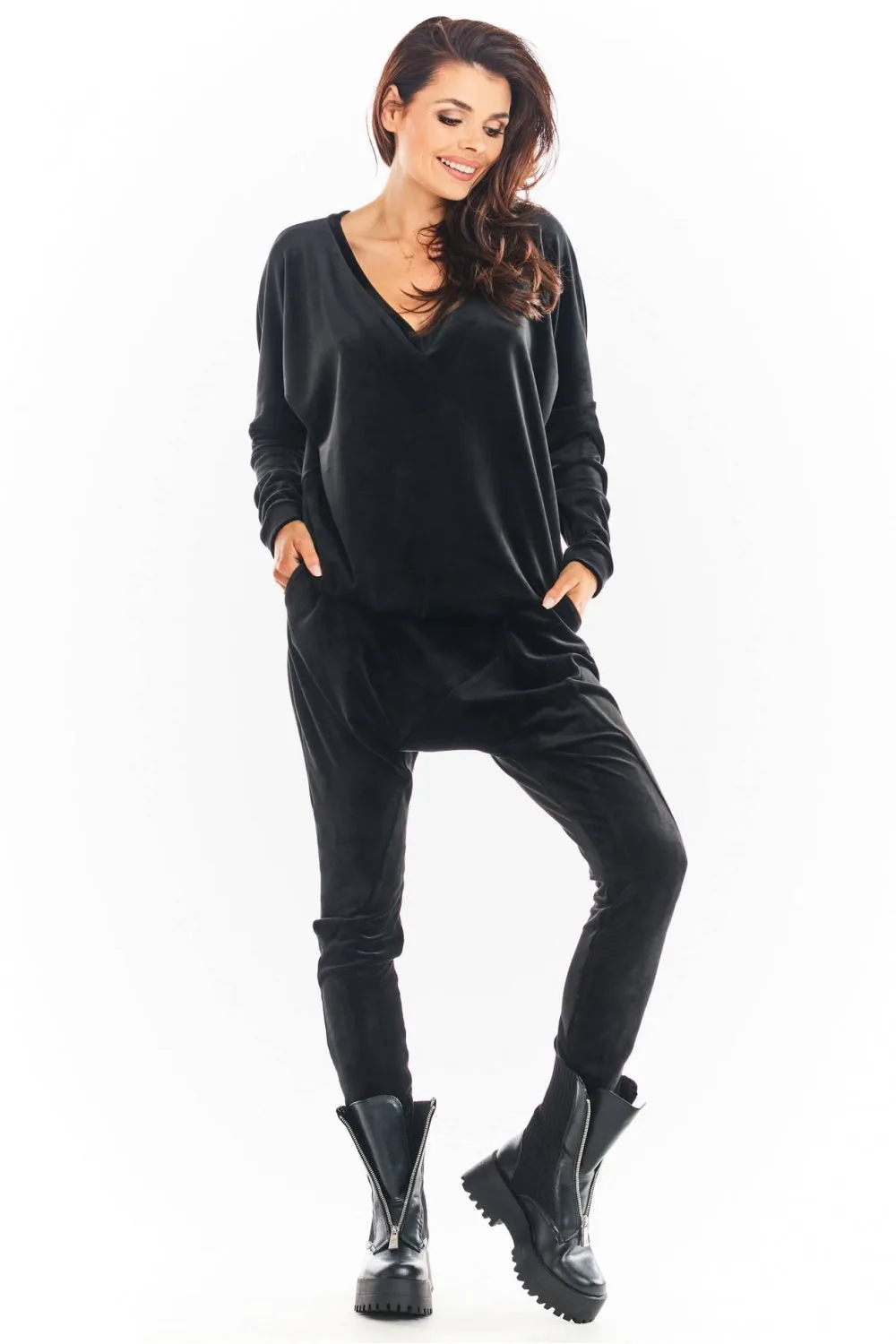 Pantaloni da donna model 149776 awama